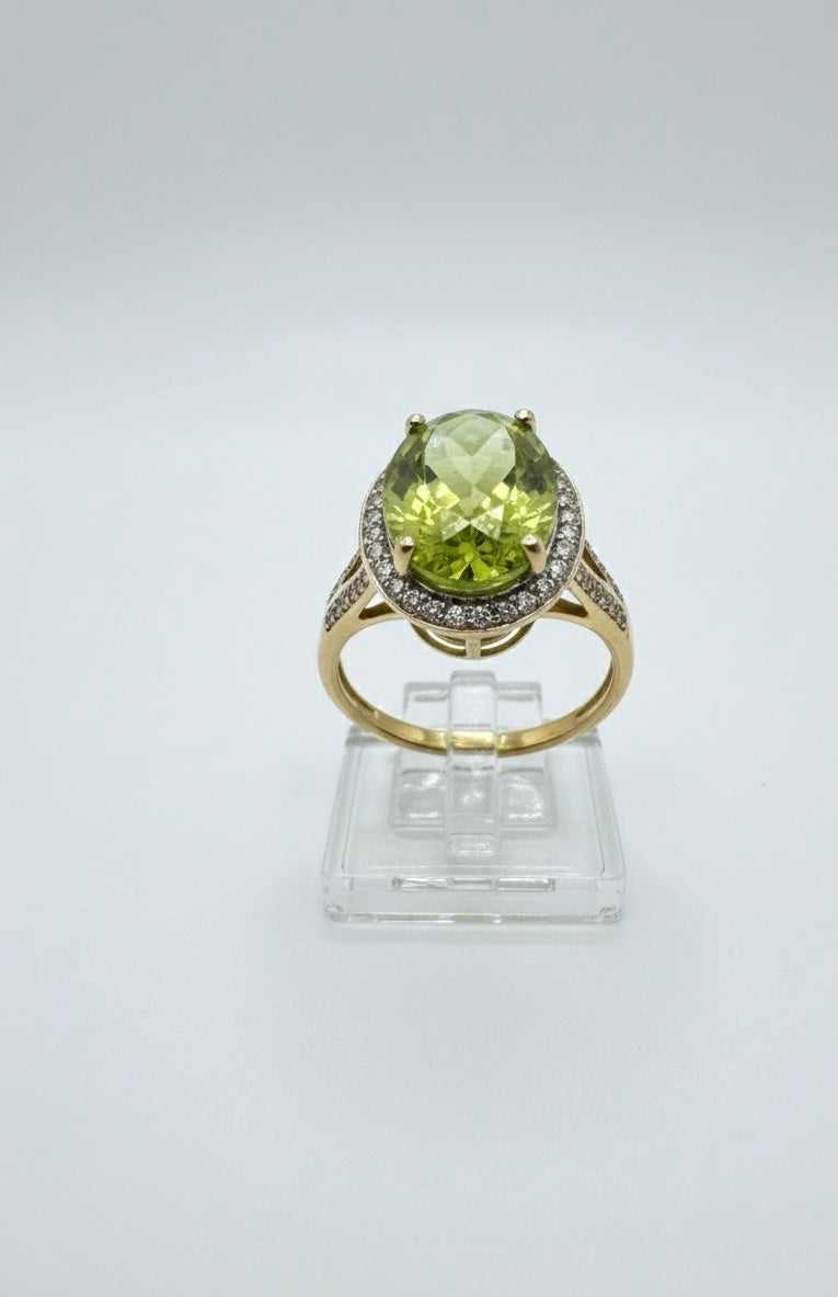 Anillo de Diamante Peridot 10k