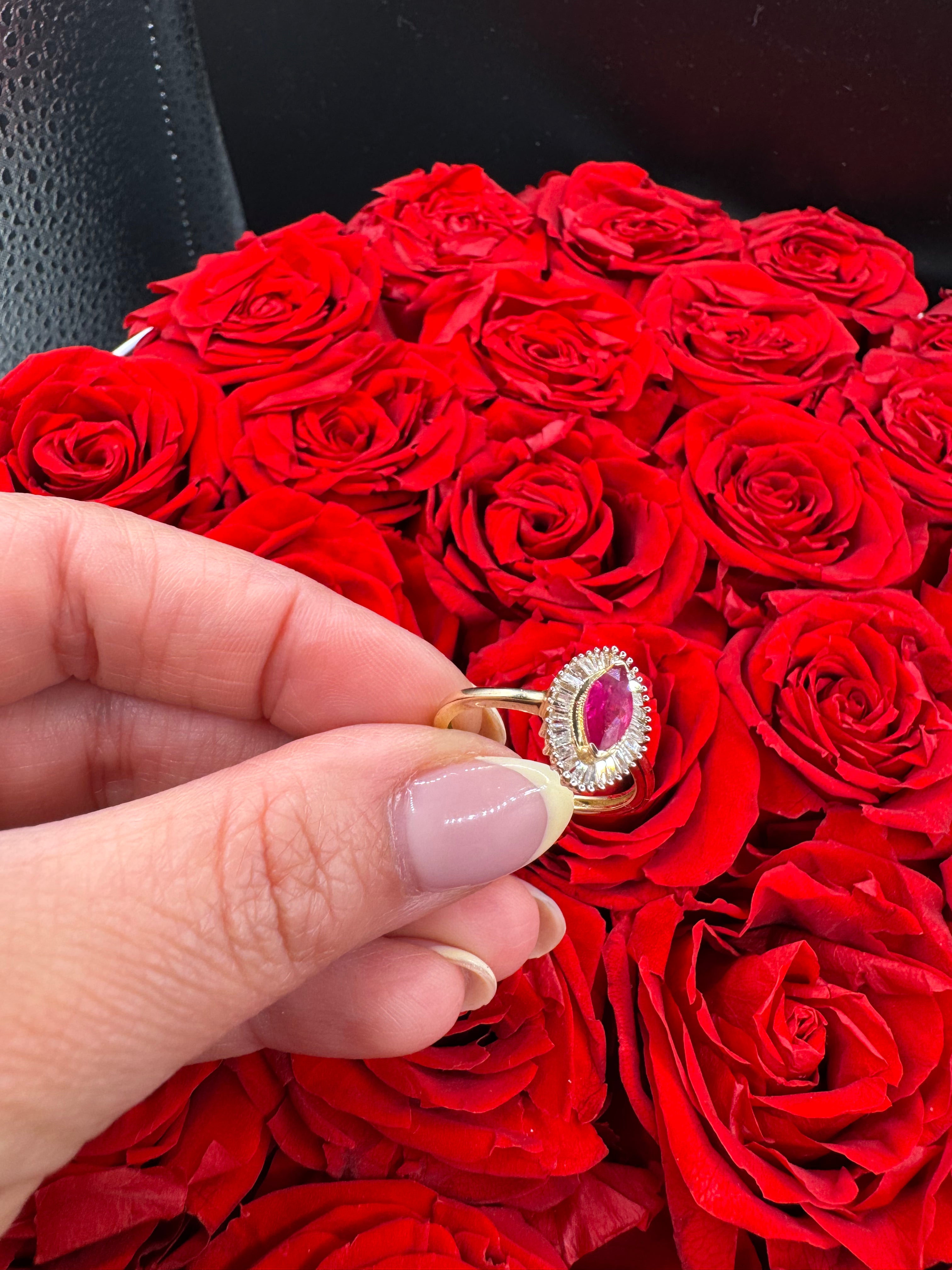 Anillo de Diamante con Rubí 10k