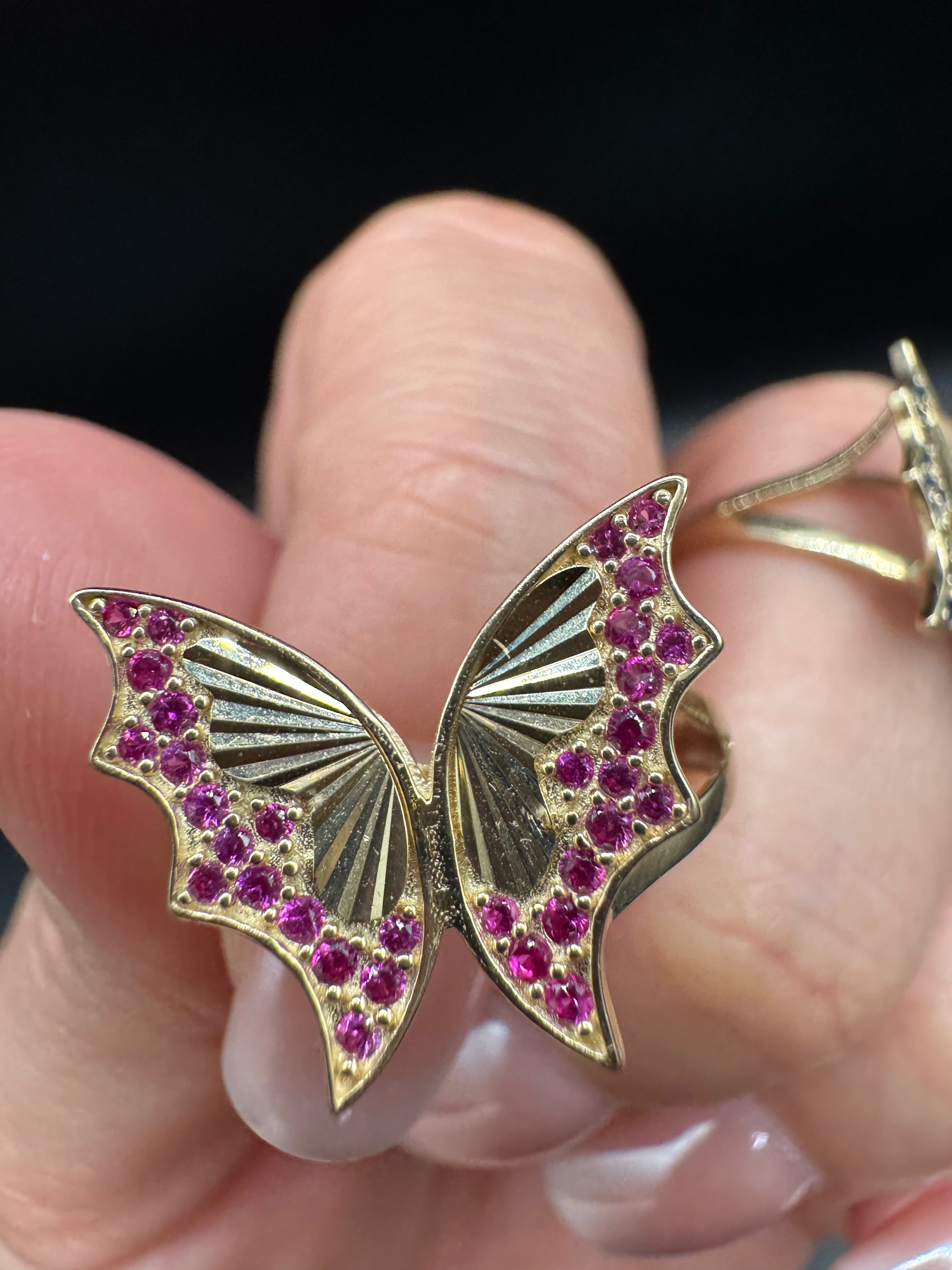 Anillo de mariposa 10k