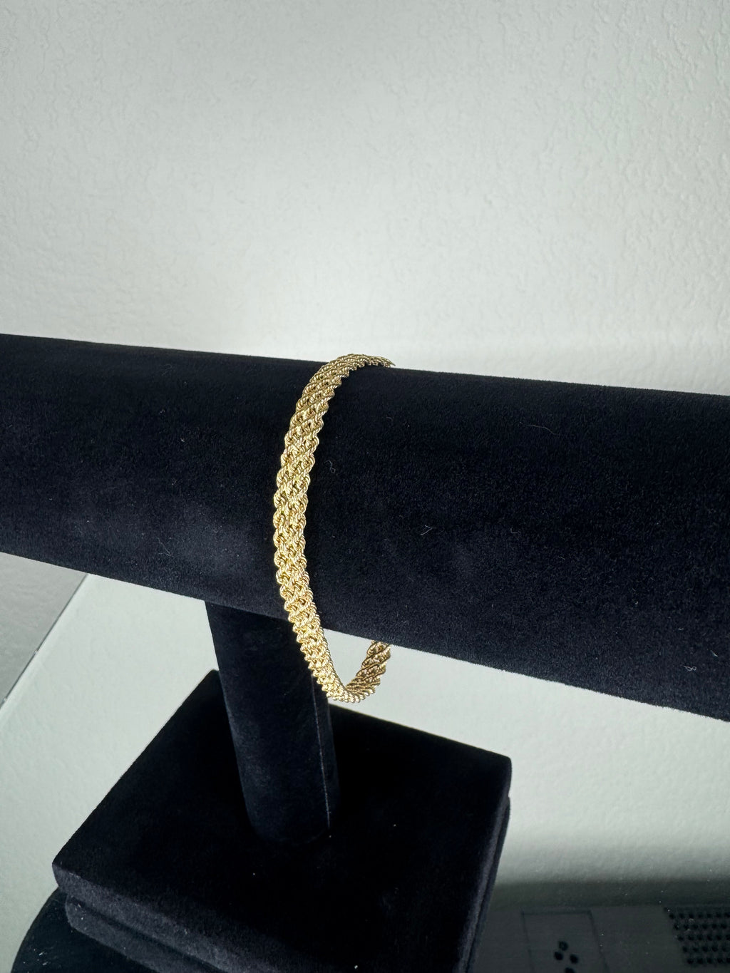 5.75MM 10K YELLOW GOLD MULTI STRAND ROPE BRACELET