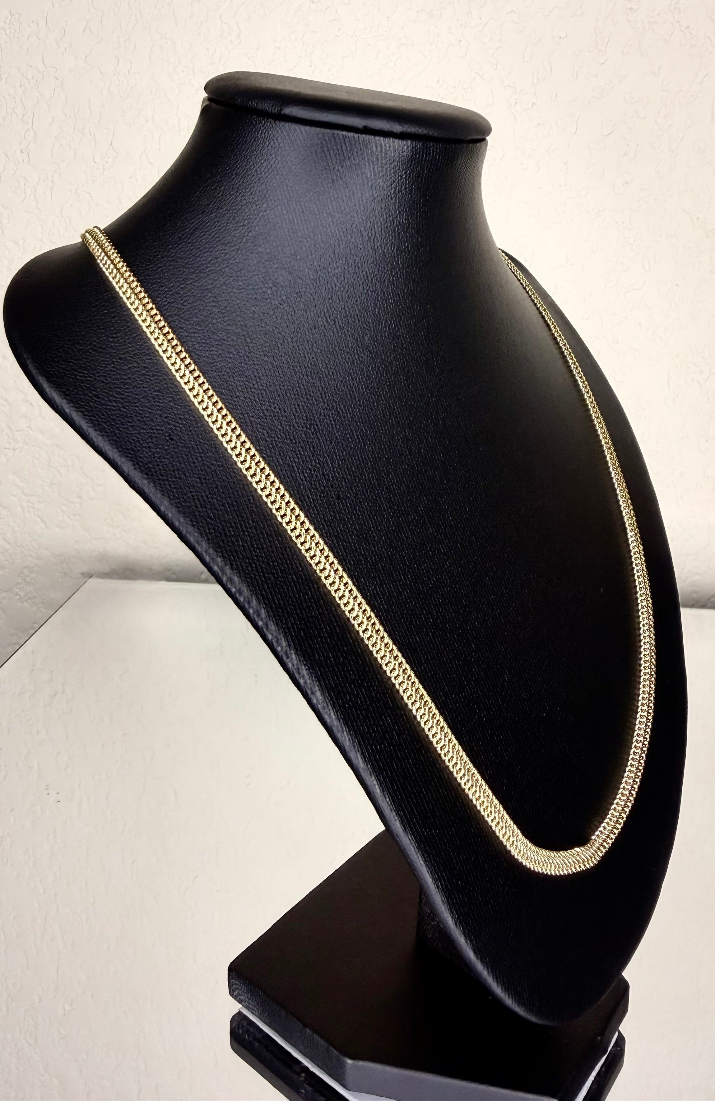 Hollow Bismark Chain Necklace 10K Yellow Gold 20" 4mm