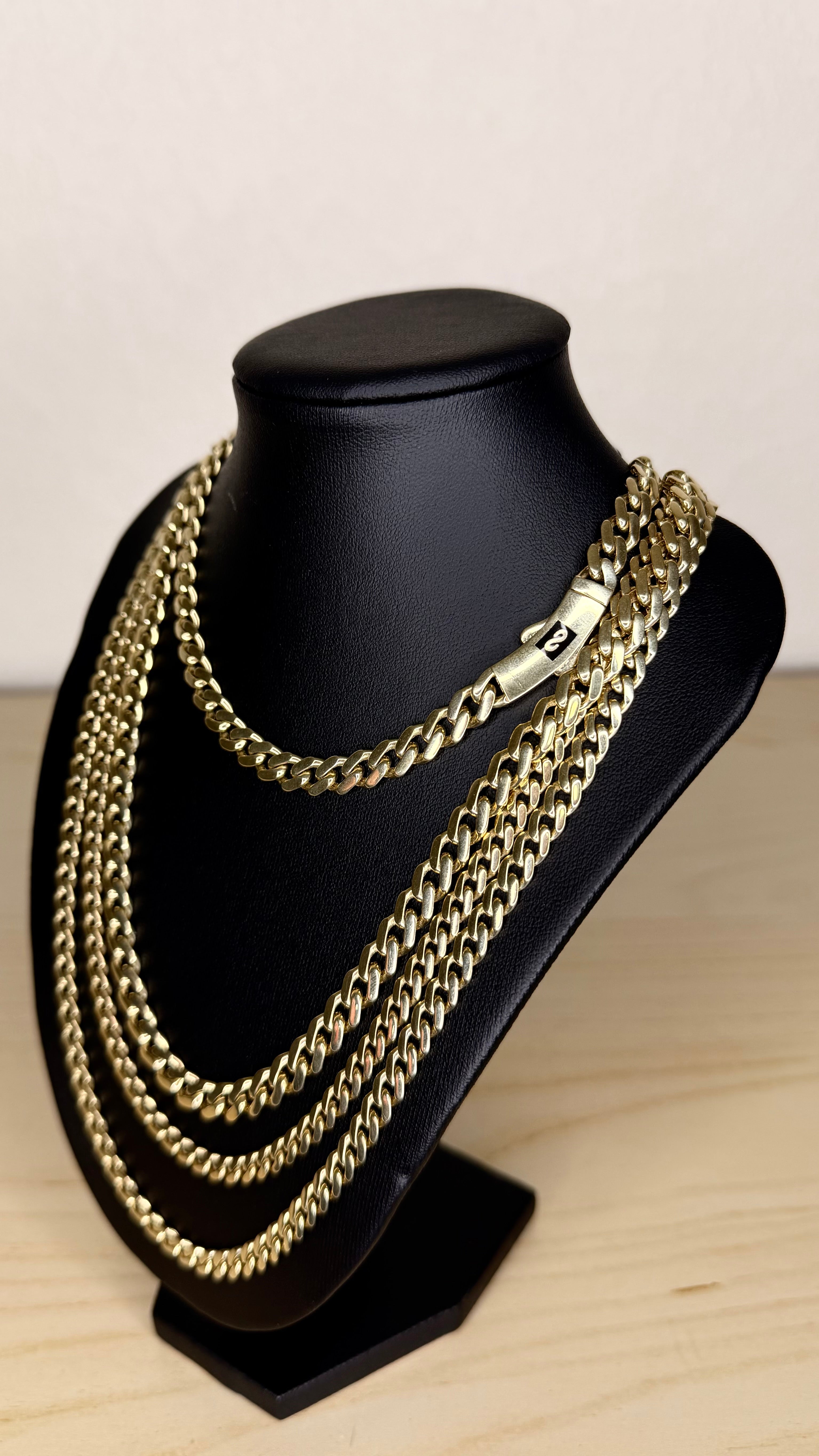 10K YELLOW GOLD MONACO CHAIN CLASSIC